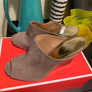 Coach Hollie Kid Suede Shoes NWT